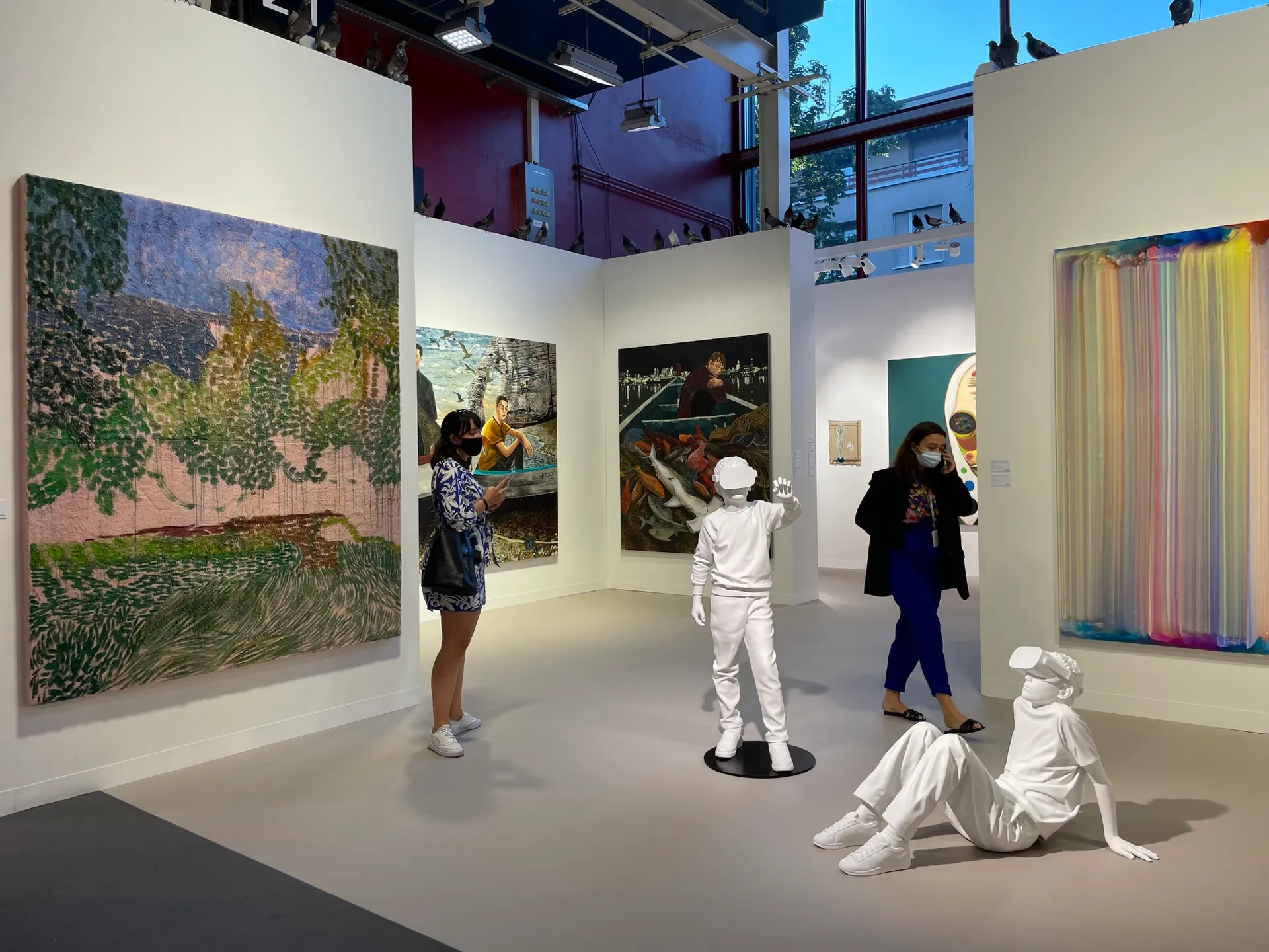 Stand de la galería Perrotin en Art Basel 2021. Foto por Kabir Jhala